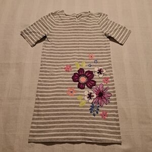 Gymboree girls size Large or 10-12 gray & white striped dress, flower design